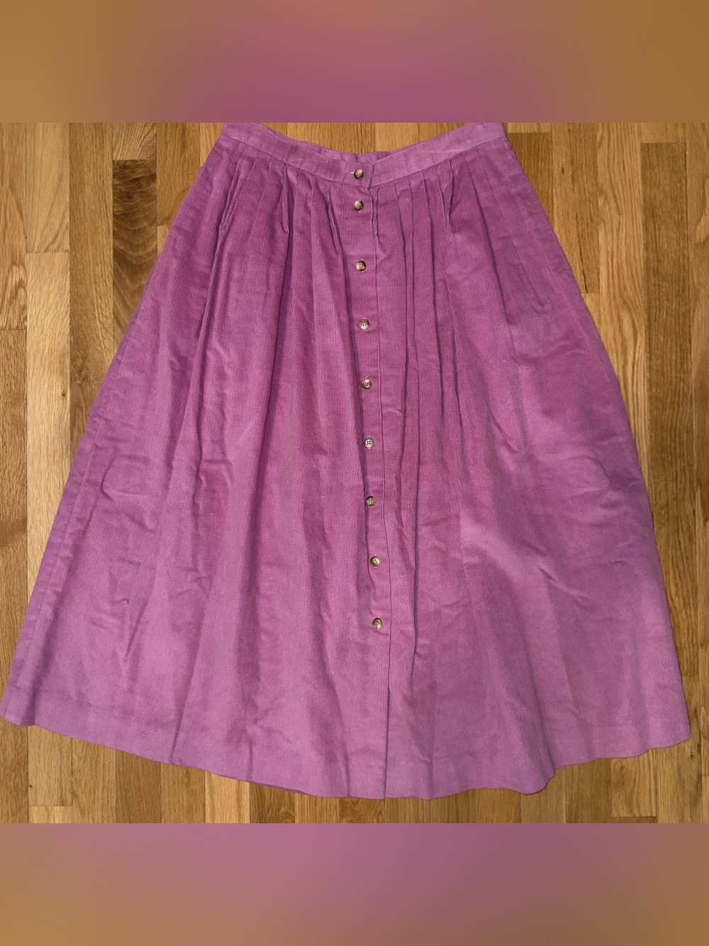Vintage Purplish Pink Corduroy Button-Up Midi Skirt. Size 14. Runs small.